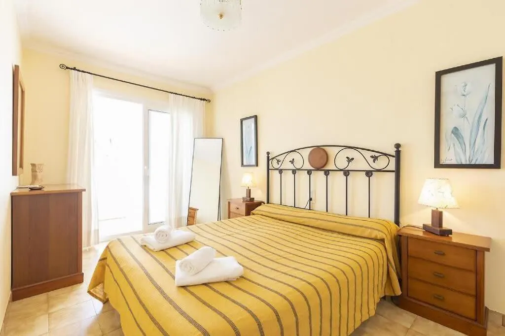 Villa Ocean Breeze - Steps Away From The Beach 苏昂博 度假居