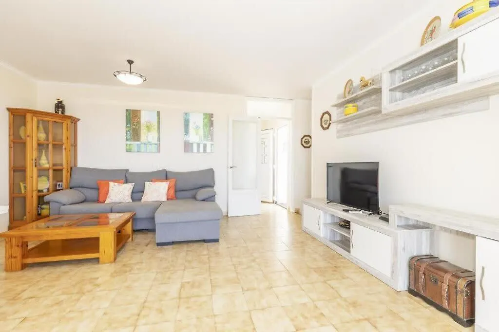 度假居 Villa Ocean Breeze - Steps Away From The Beach 苏昂博 西班牙